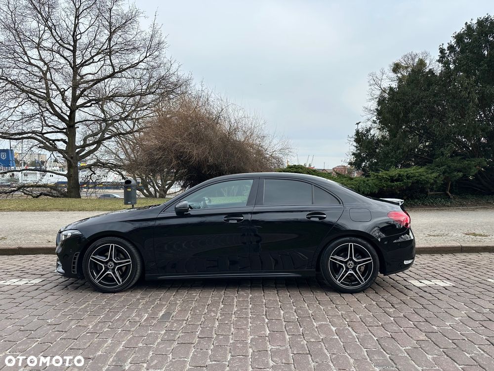 Mercedes-Benz Klasa A 180 7G-DCT Lim AMG Line Advanced Plus - 8