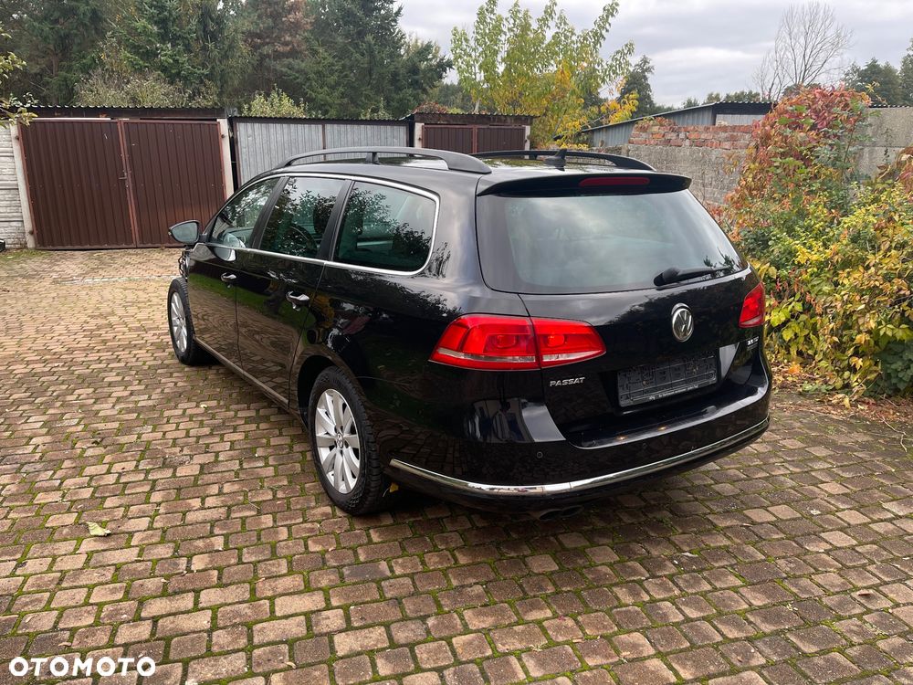 Volkswagen Passat Variant 2.0 TDI BlueMotion Technology DPF Comfortline - 3