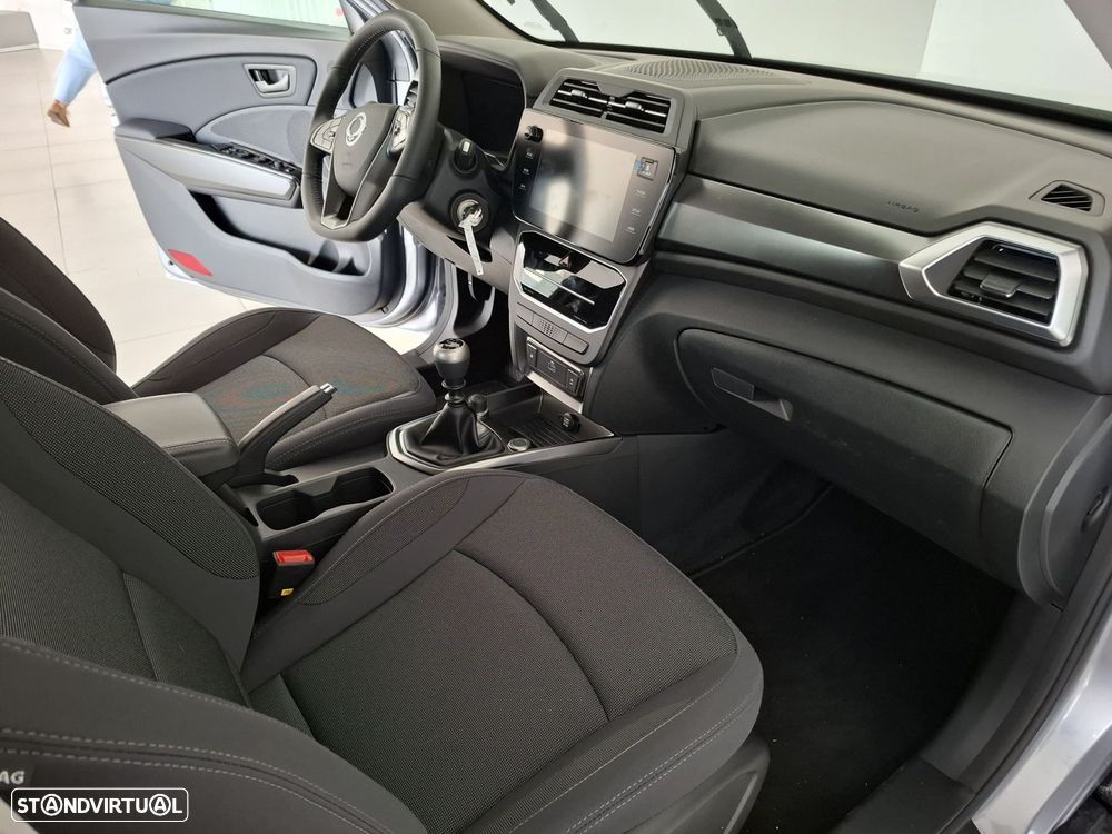 KGM Tivoli 1.5 T-GDi K3 - 12