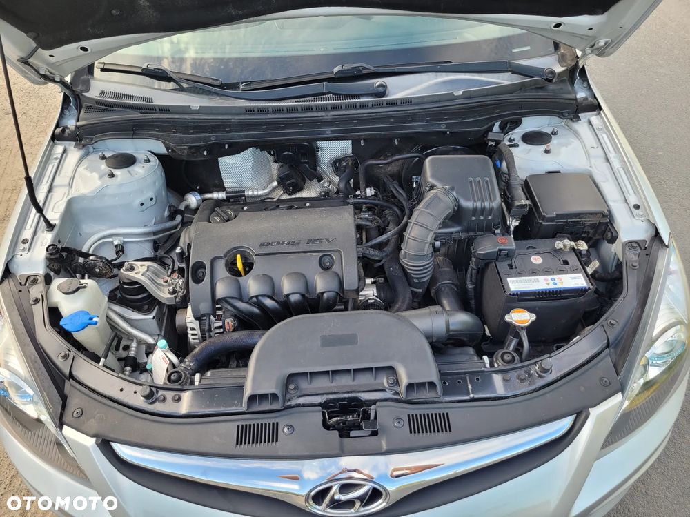Hyundai i30 1.4 FIFA WM Edition - 13