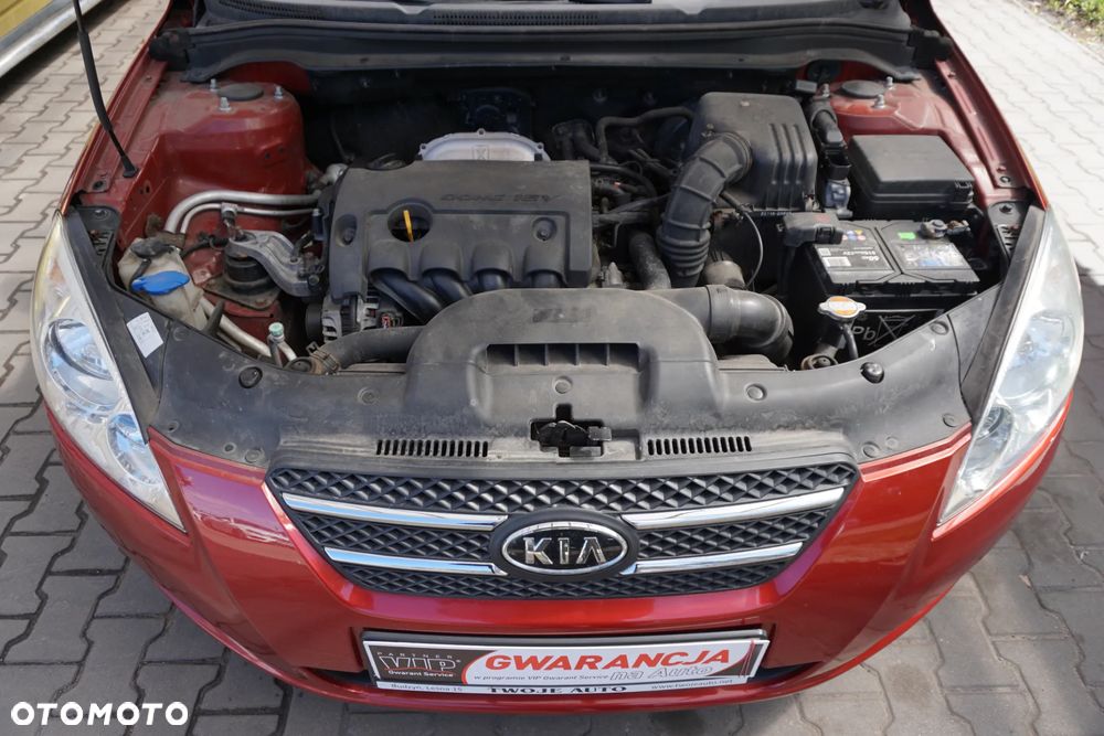 Kia Ceed 1.4 Comfort + - 17