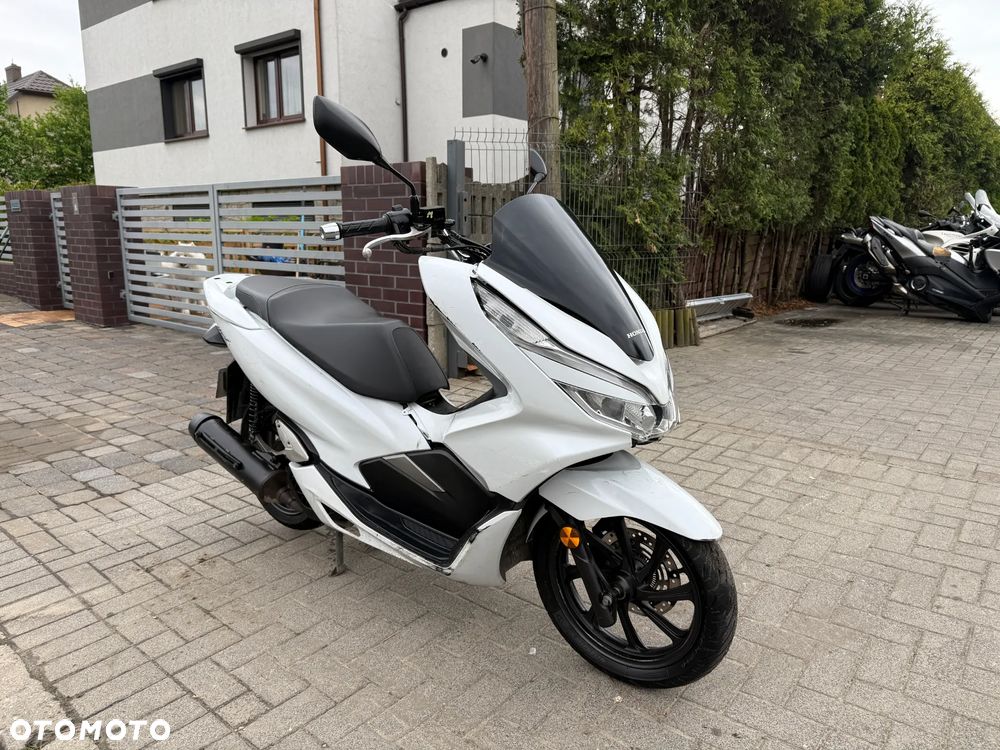 Honda PCX - 1