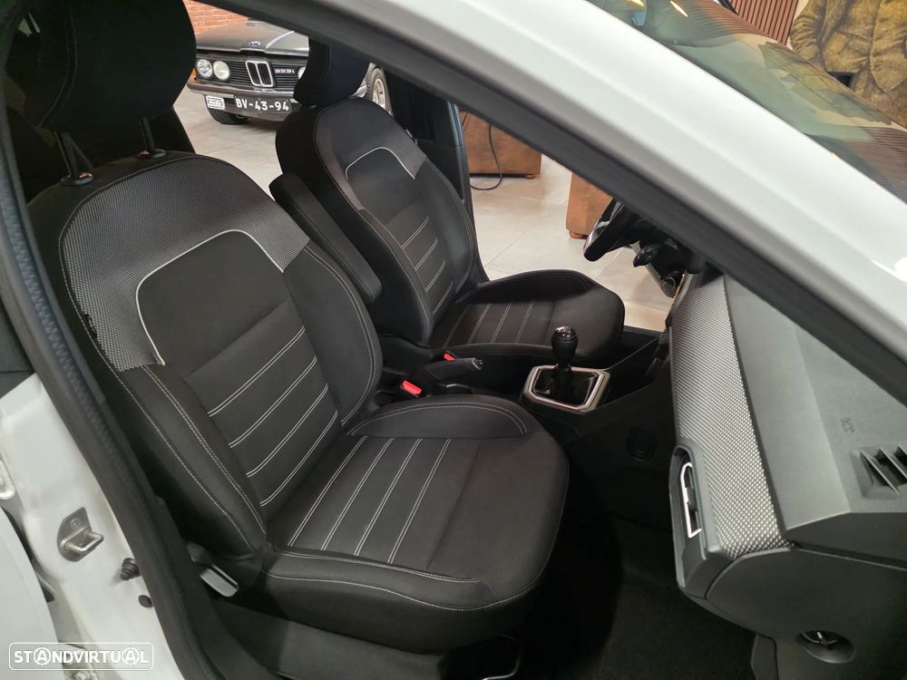 Dacia Jogger 1.0 ECO-G Expression 7L Bi-Fuel - 7