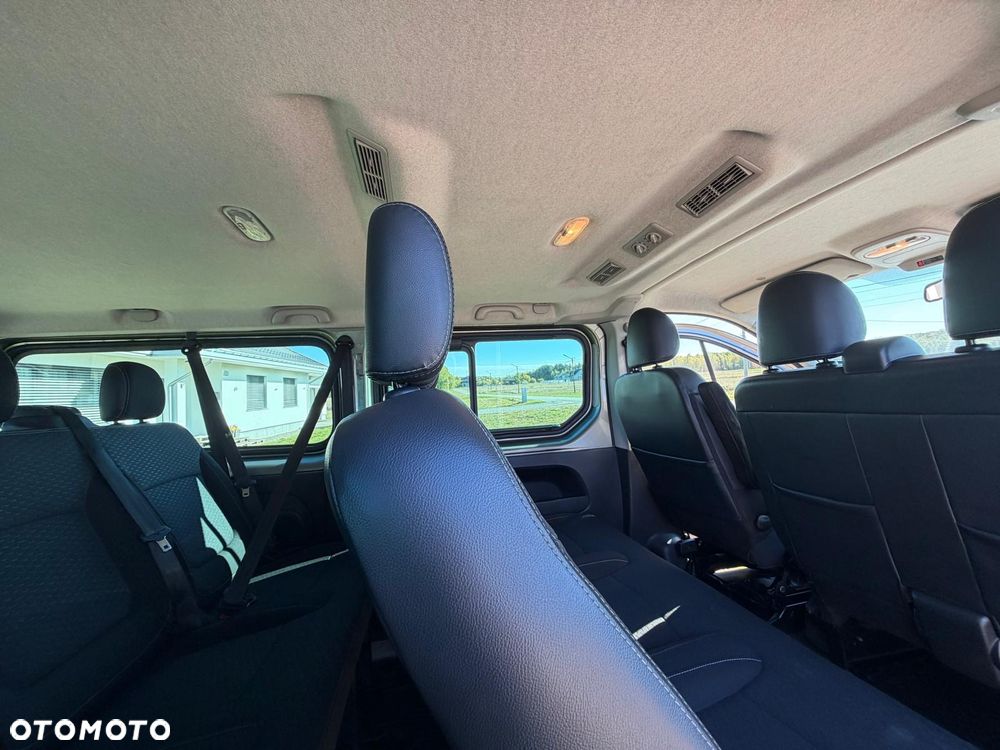 Opel Vivaro - 20