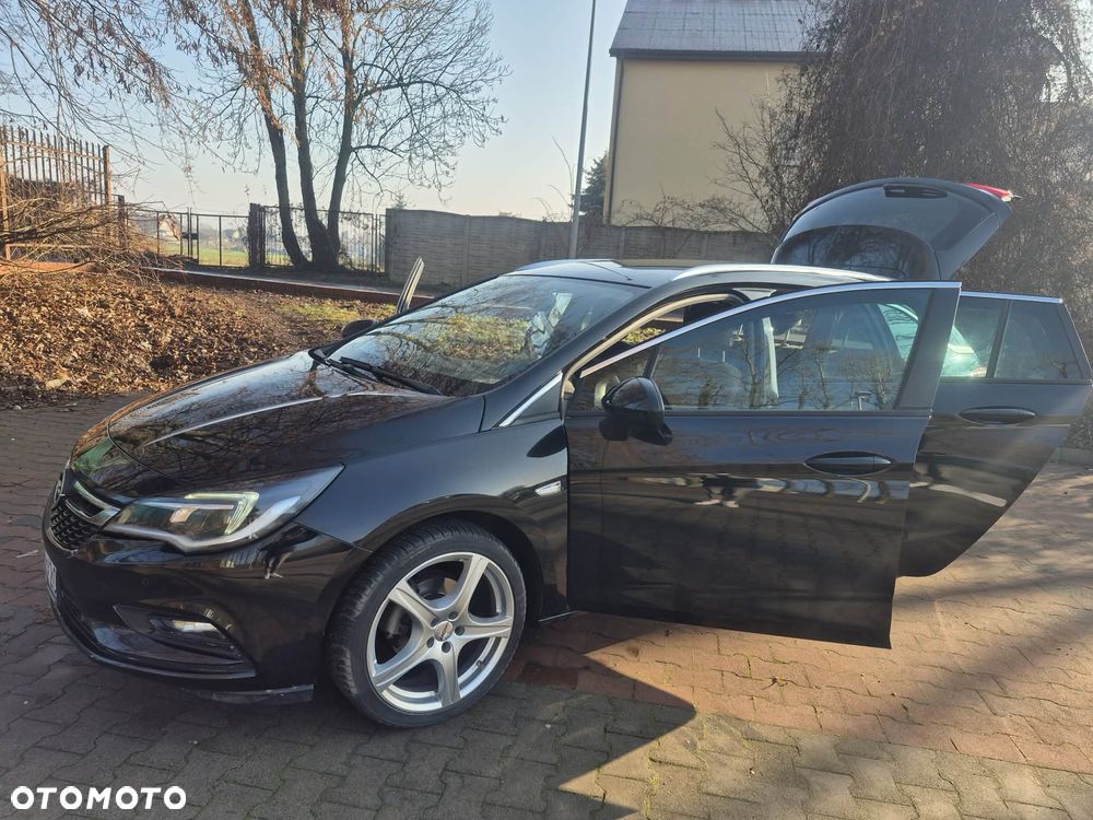 Opel Astra 1.4 T Enjoy - 10