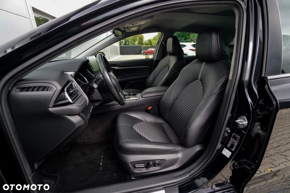 Toyota Camry 2.5 Hybrid Prestige CVT - 9