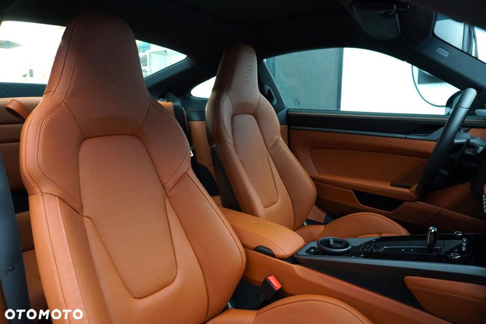 Porsche 911 Carrera S - 29