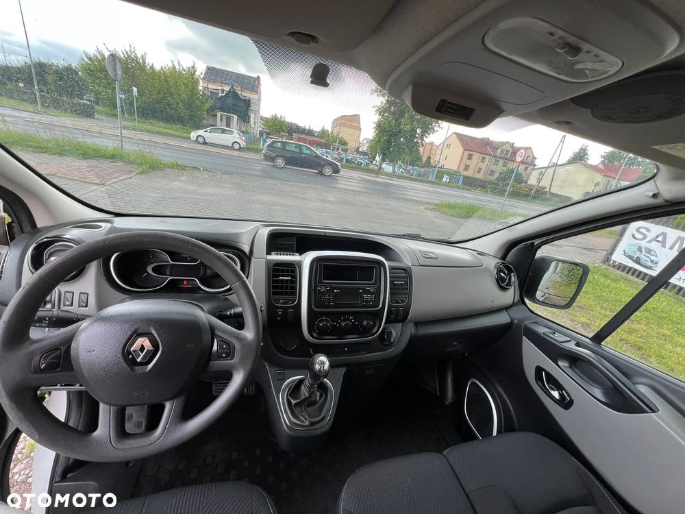 Renault Trafic LONG - 8