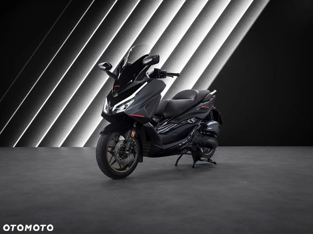 Honda NSS - 4