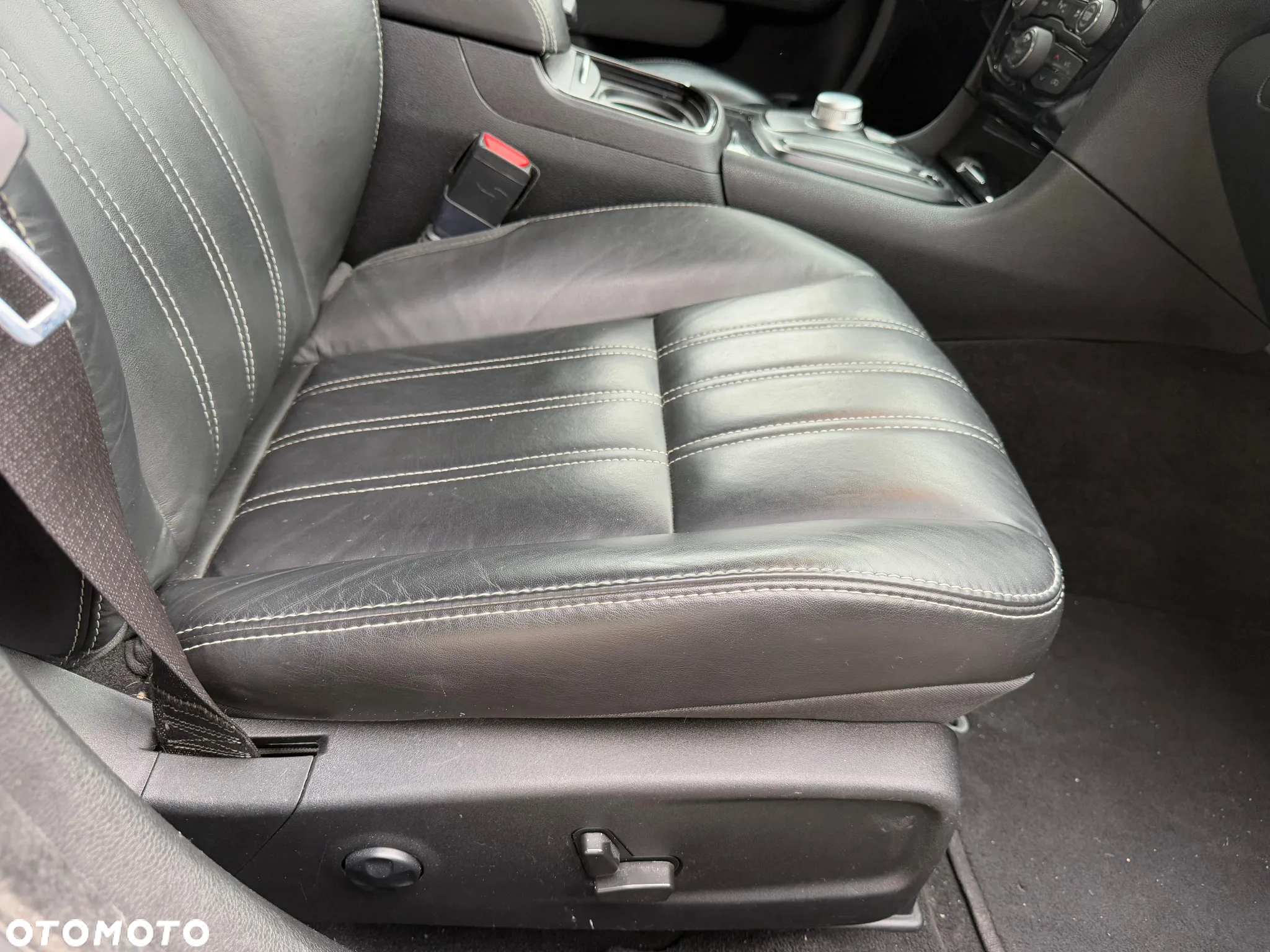 Chrysler 300s - 29