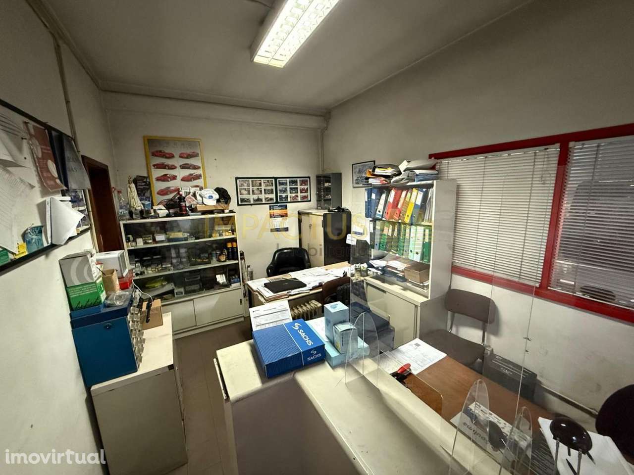 Armazém em Zona Industrial Trofa - Grande imagem: 3/10