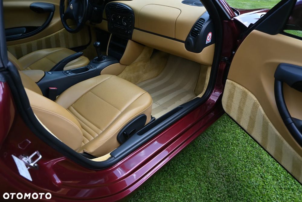 Porsche Boxster - 13