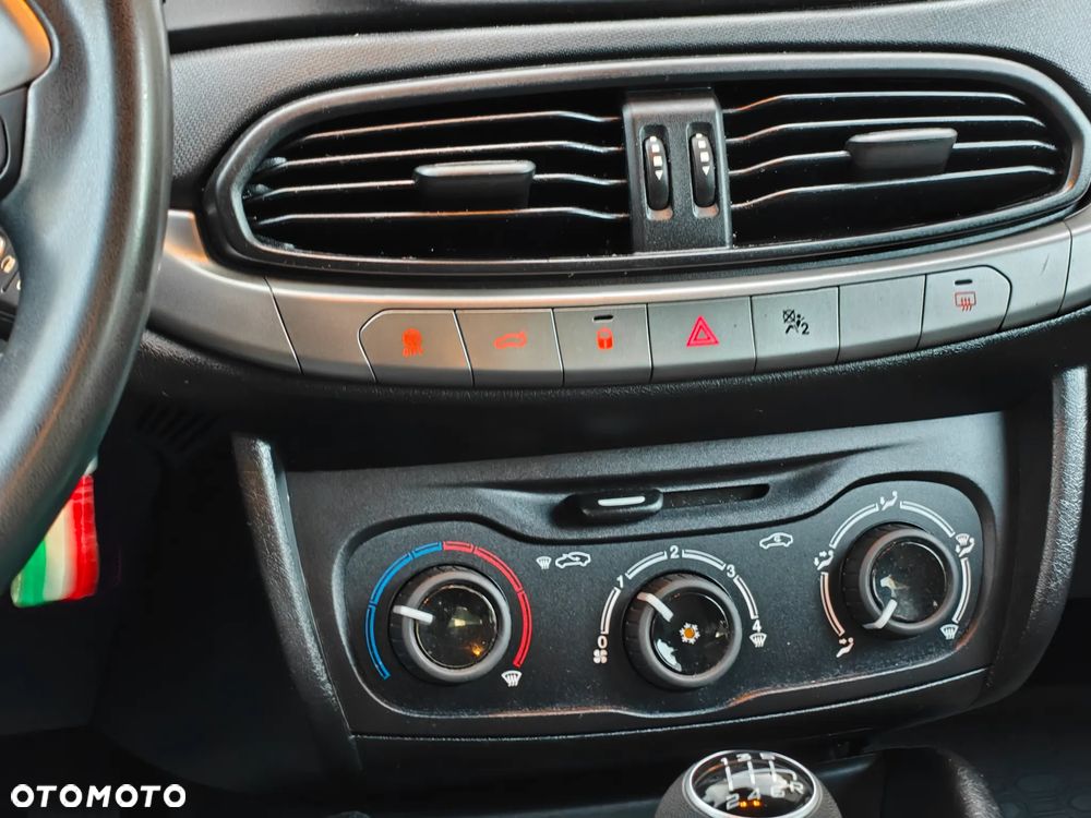 Fiat Tipo 1.4 16v Street - 13