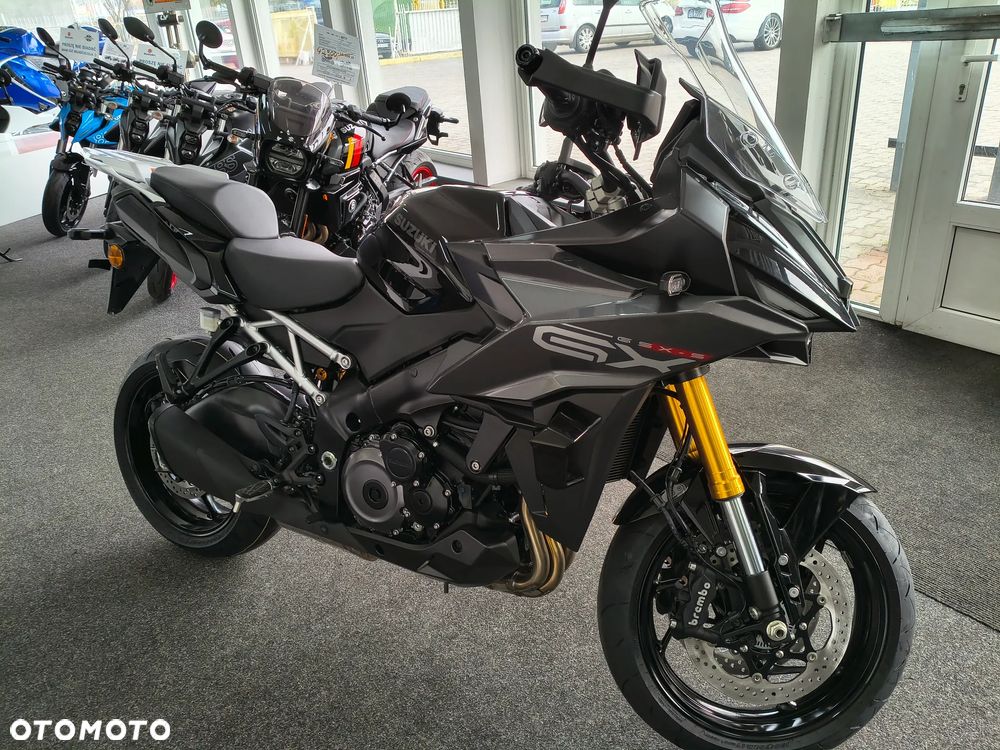Suzuki GSX - 4