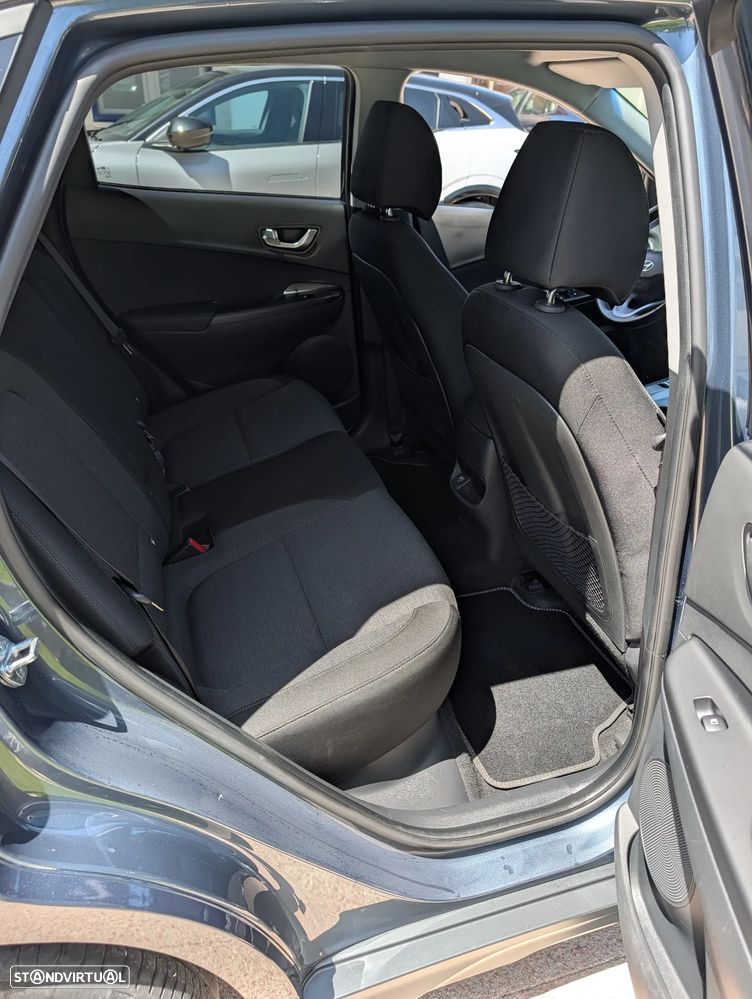 Hyundai Kauai Business - 9