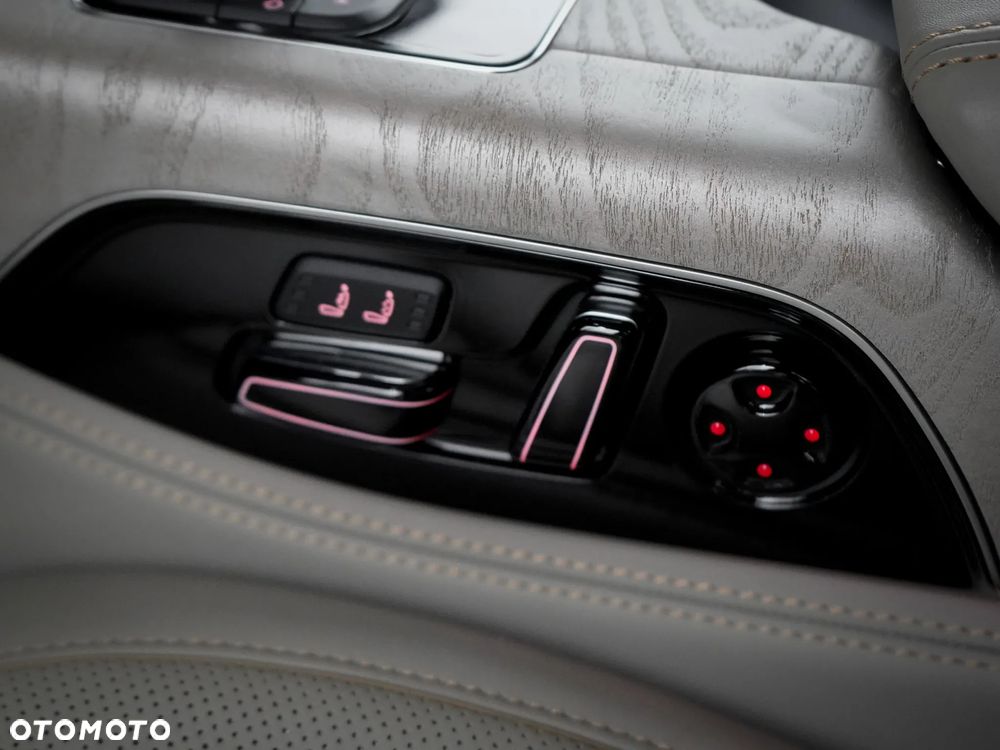 Audi A8 W12 6.3 FSI quattro tiptronic Lang - 30