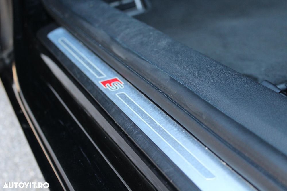 Audi A4 Avant 2.0 40 TDI quattro S tronic S Line - 39