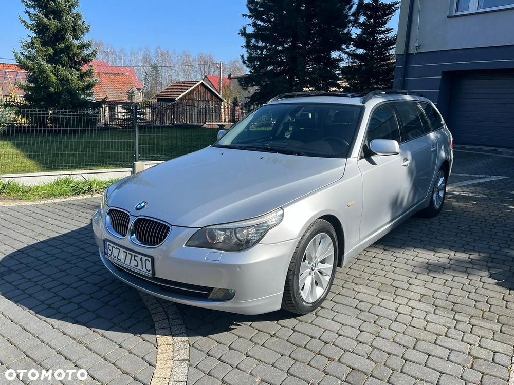 BMW Seria 5 523i - 1