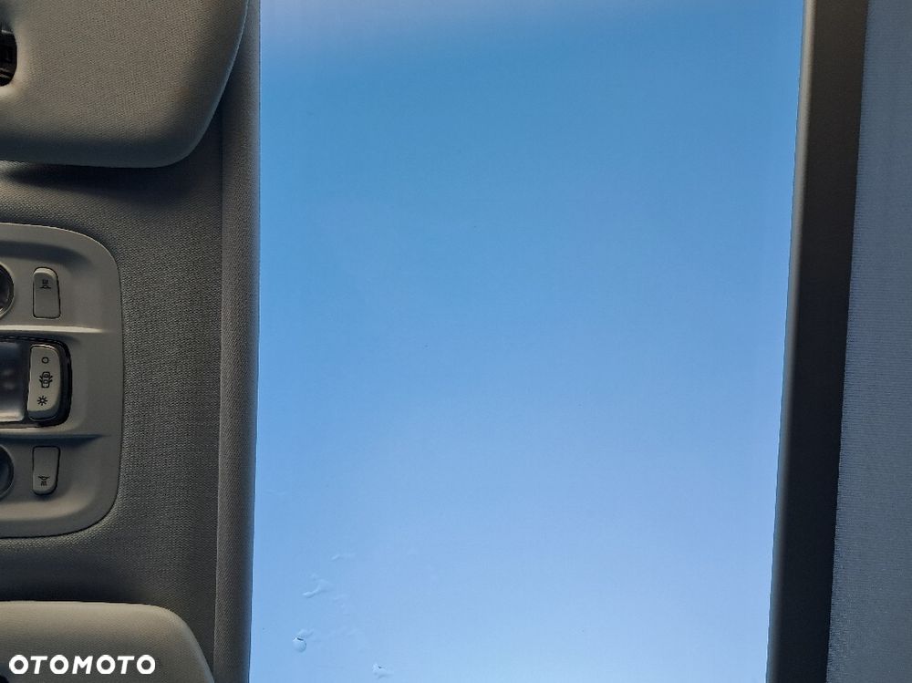 Peugeot 2008 1.2 Pure Tech GPF Active S&S - 23