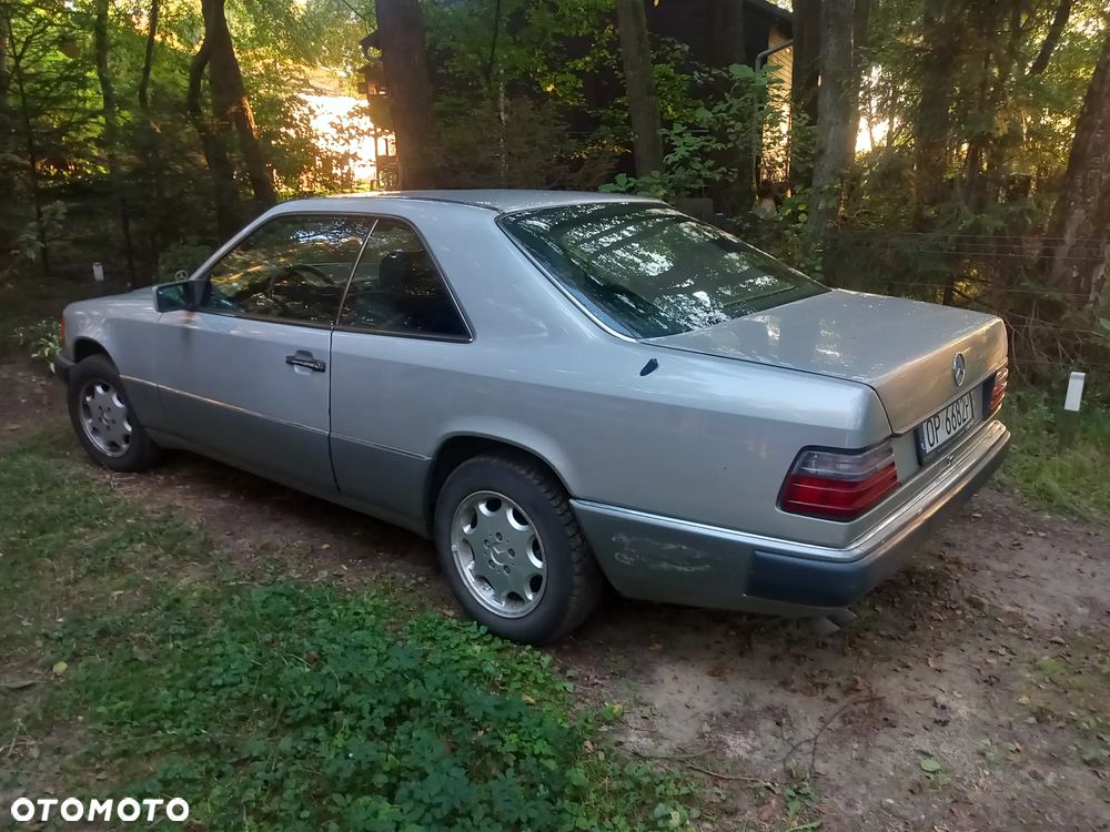 Mercedes-Benz W124 (1984-1993) - 2