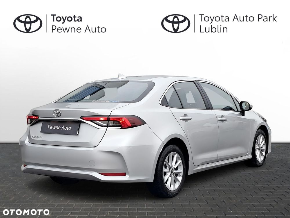 Toyota Corolla - 5