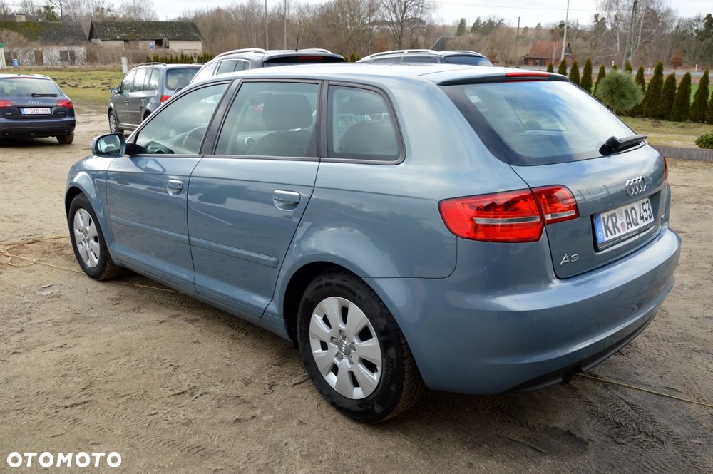 Audi A3 Sportback 1.6 TDI Attraction - 19