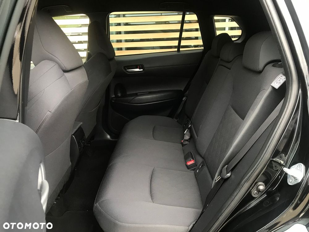Toyota Corolla Cross 2.0 Hybrid Comfort - 17