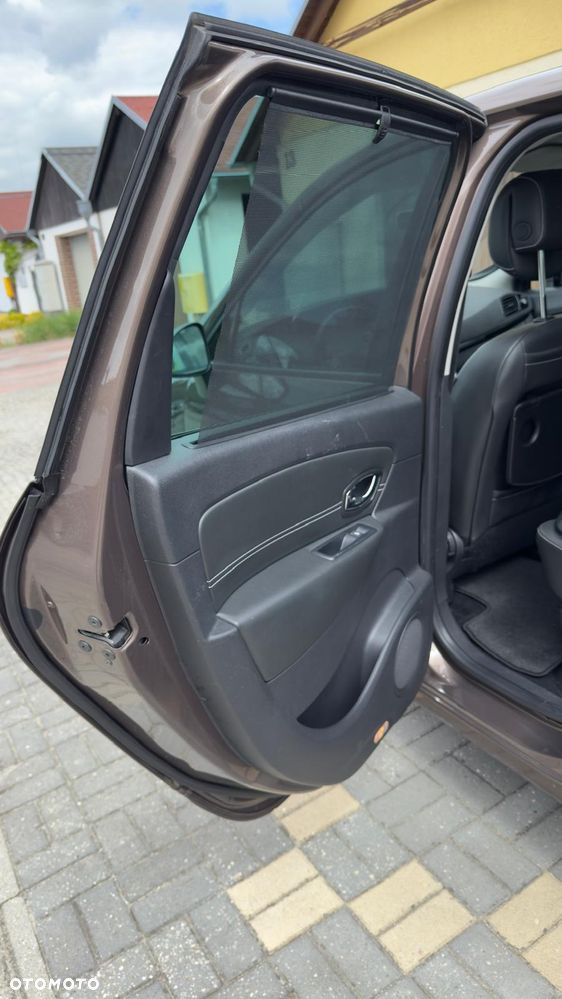 Renault Scenic 1.6 16V 110 Authentique - 12