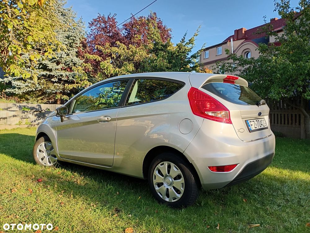 Ford Fiesta - 15