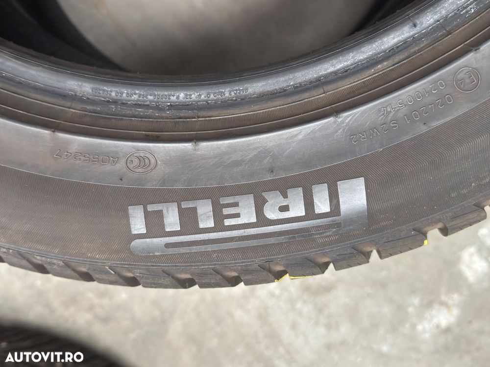 Vând 4 anvelope 225/55/18 Pirelli de iarnă ca noi - 6