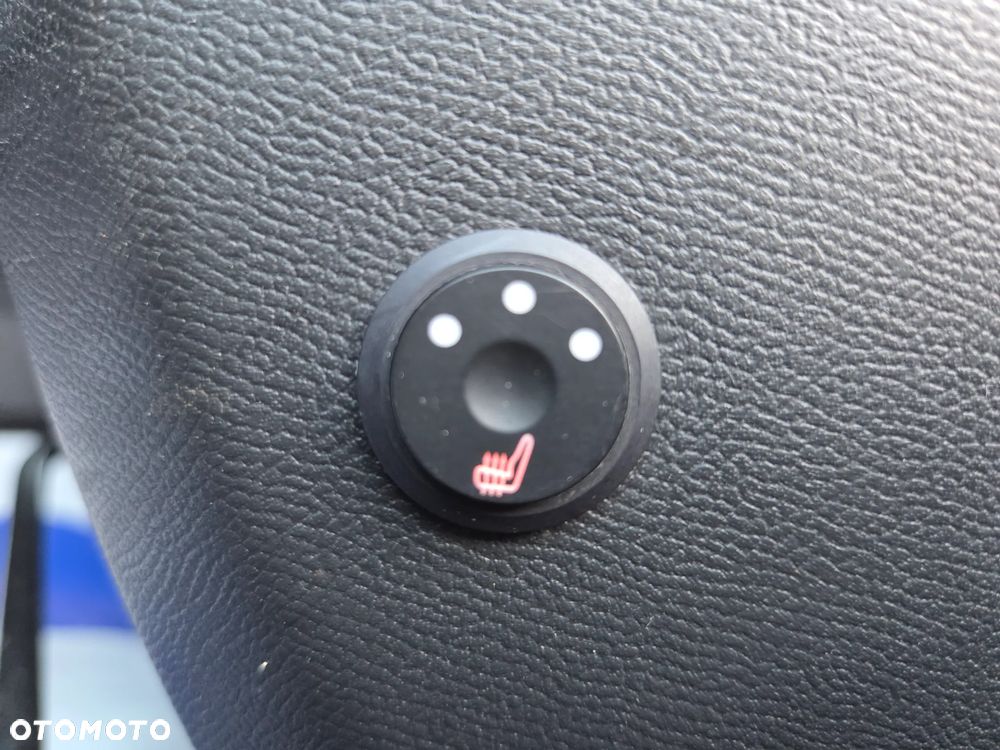 Peugeot 2008 PureTech 130 Allure - 26