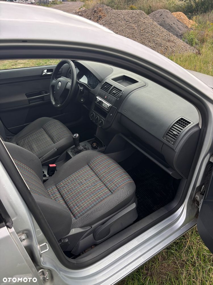 Volkswagen Polo 1.4 TDI Comfortline - 11