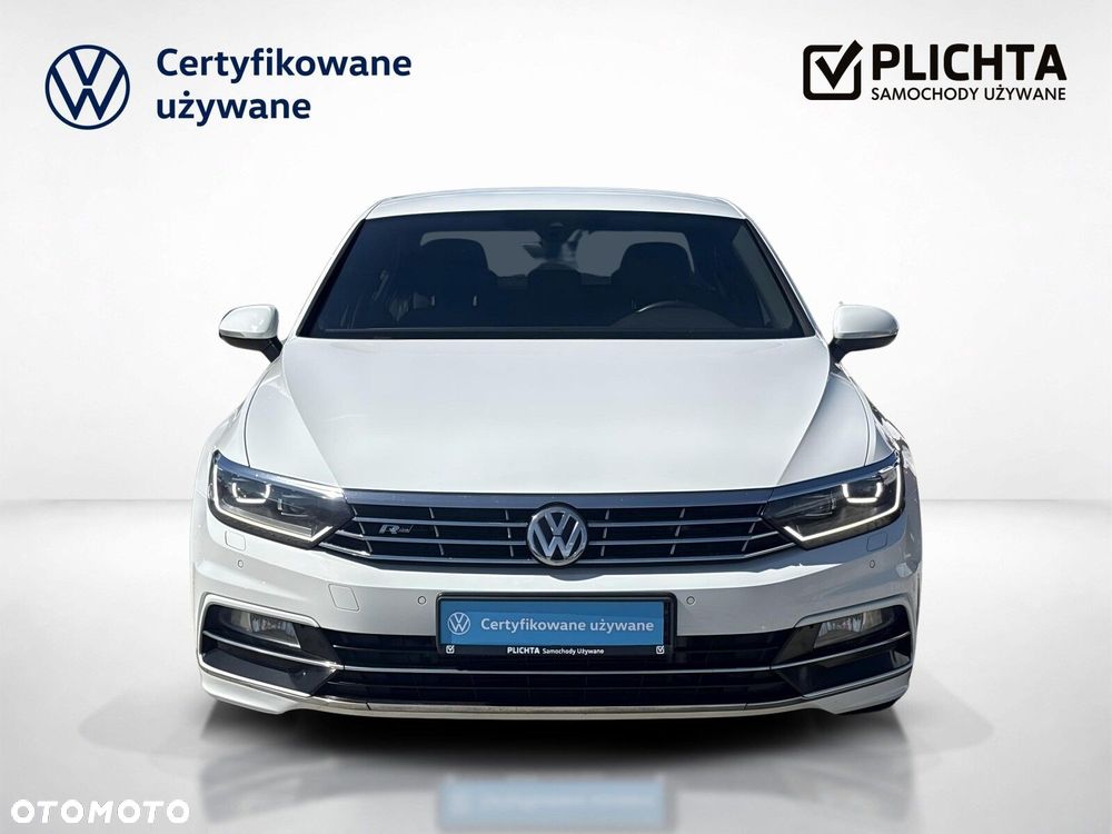 Volkswagen Passat - 9