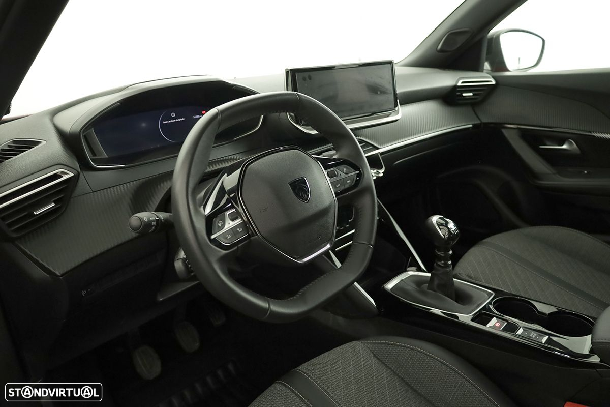 Peugeot 2008 1.2 PureTech Allure - 6