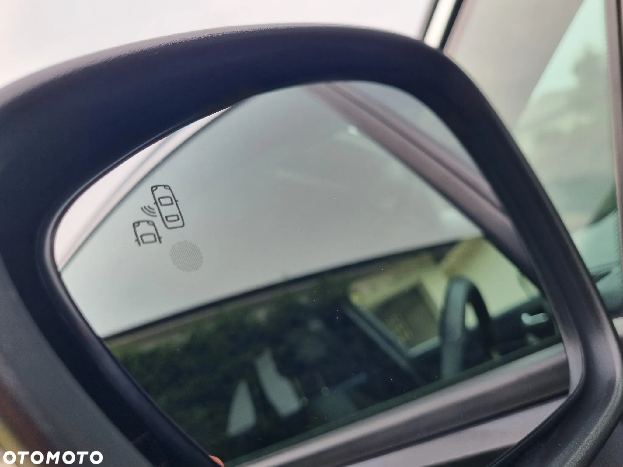 Opel Crossland X 1.2 T Elite S&S - 23