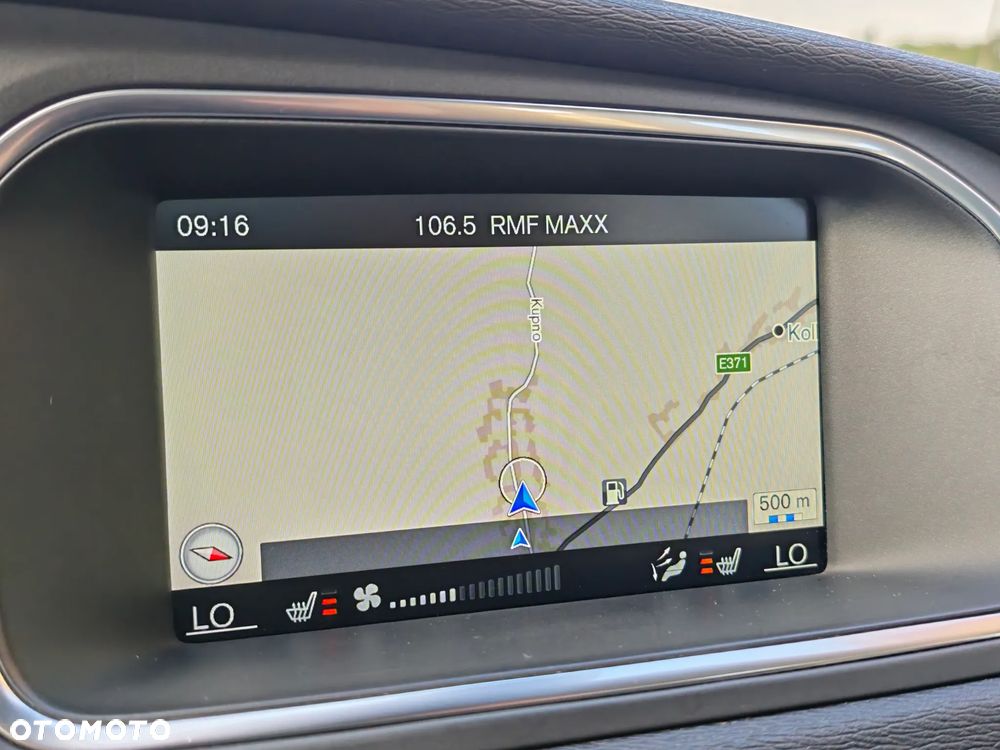 Volvo V40 T3 Drive-E Momentum - 34