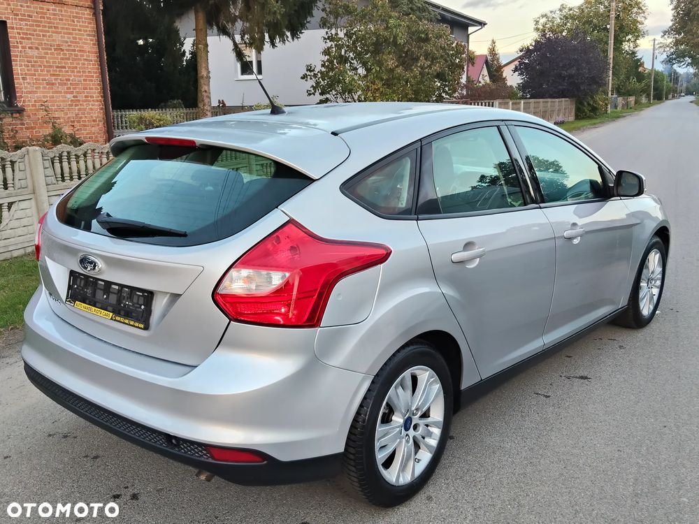 Ford Focus - 11
