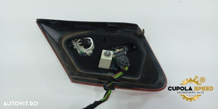 Lampa / Tripla stop stanga pe capota portbagaj A2129060358L Mercedes- - 2