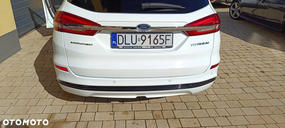 Ford Mondeo 2.0 EcoBlue Titanium - 16
