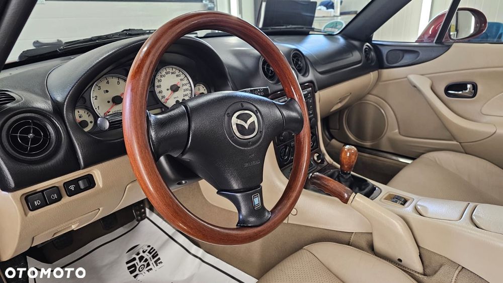 Mazda MX-5 1.9i 16V Memories - 12