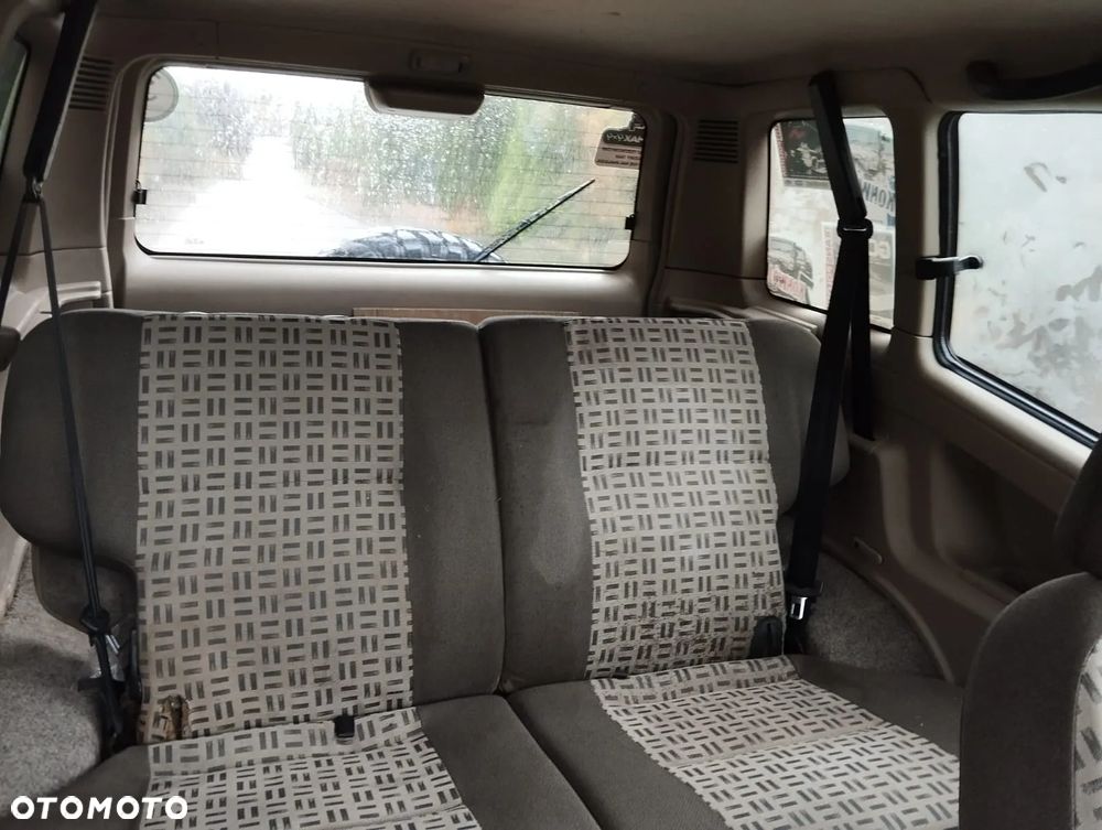 Nissan Terrano II 2.7 TDi Luxury - 23