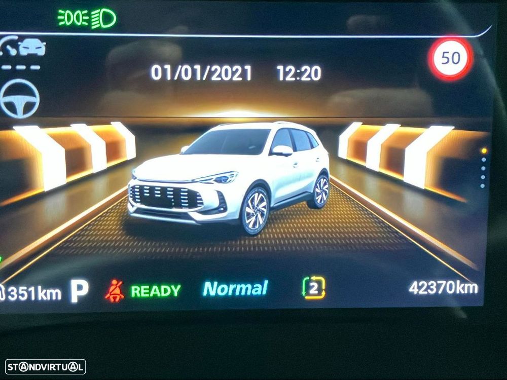 MG ZS 1.5 Hybrid+ Luxury - 11
