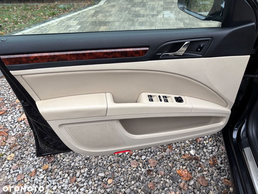 Skoda Superb 2.0 TDI 4x4 DSG Exclusive - 9