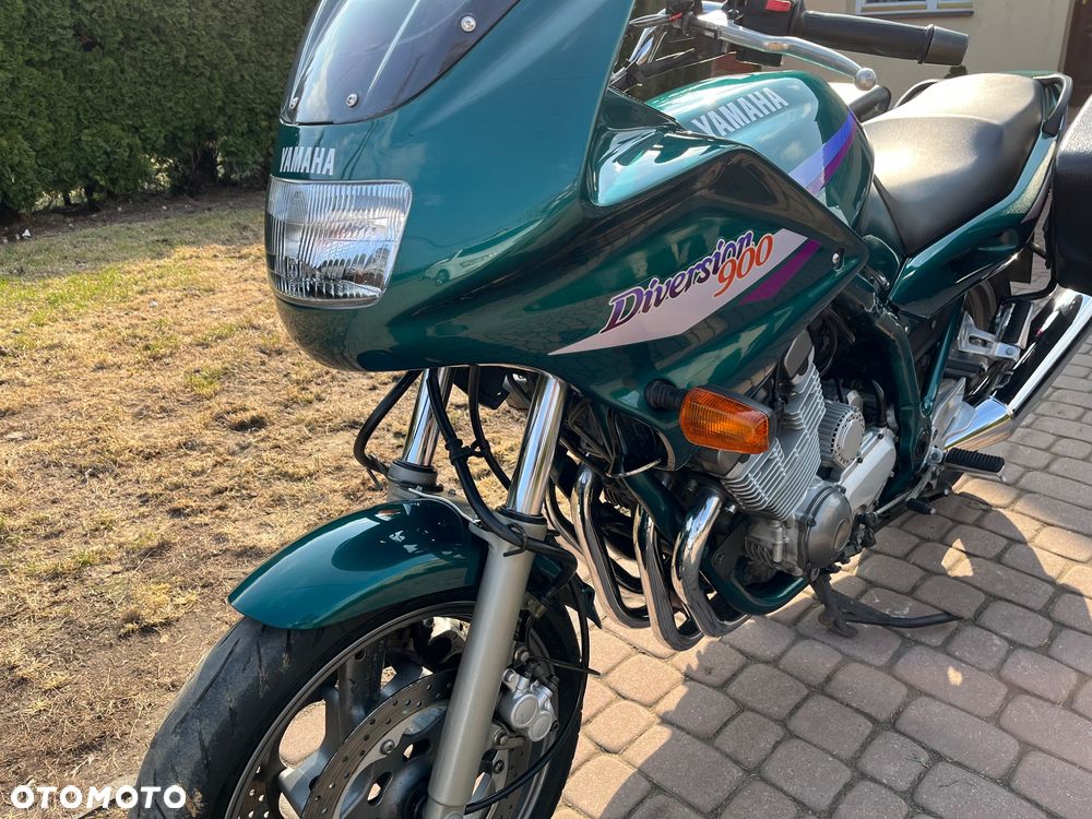 Yamaha XJ - 22