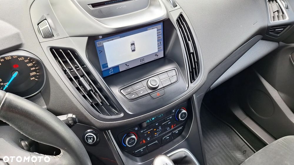 Ford Kuga 1.5 EcoBoost FWD ST-Line - 25