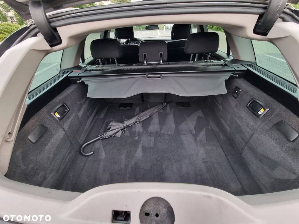 BMW Seria 5 520d - 12
