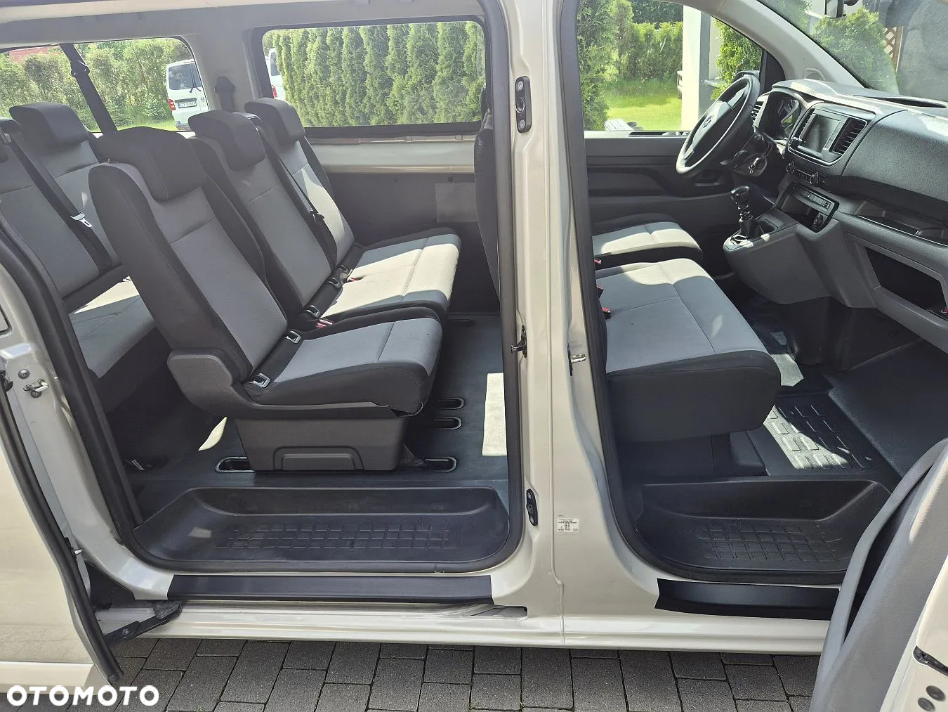 Opel Vivaro - 4