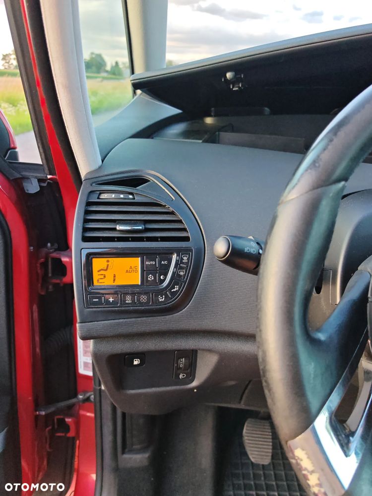 Citroën C4 HDi 110 Tendance - 16