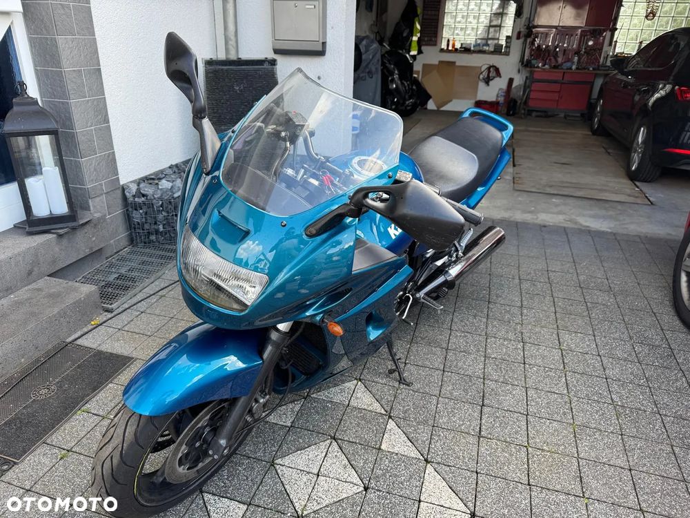 Kawasaki GPZ - 8