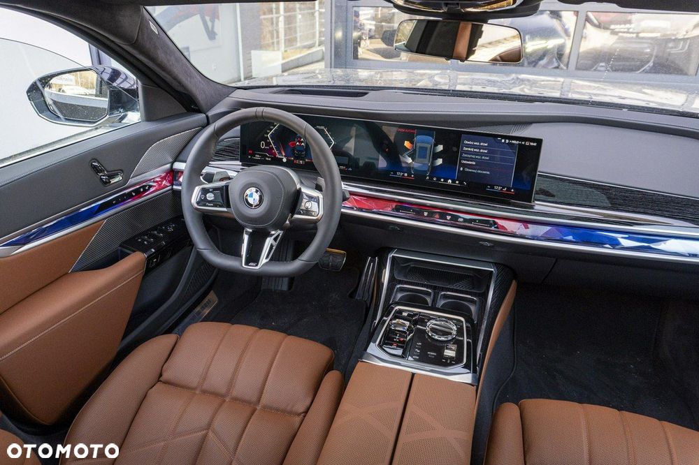 BMW Seria 7 - 18